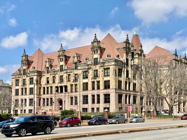 St. Louis Budget Committee and Zoning Workshops Headline Today's City Hall Agenda